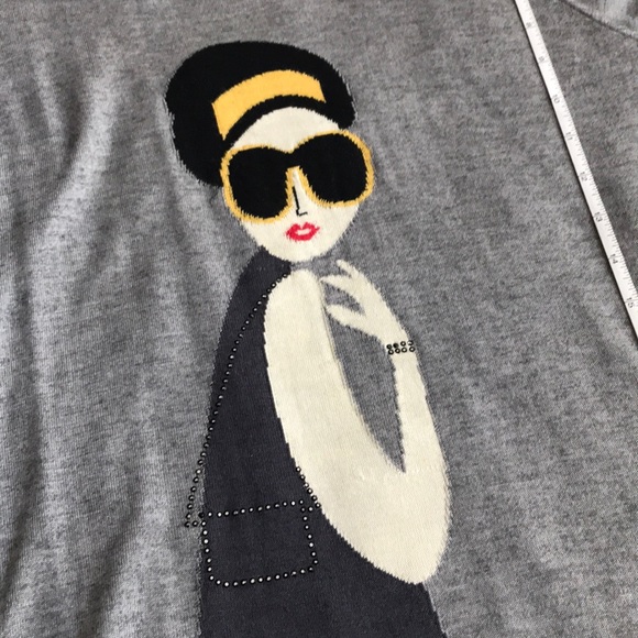 Graphic Sweater - Picture 5 of 7